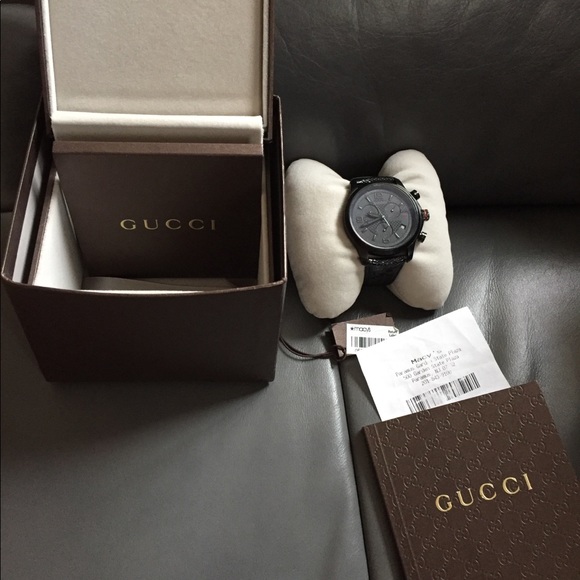 Gucci watch - Picture 1 of 8