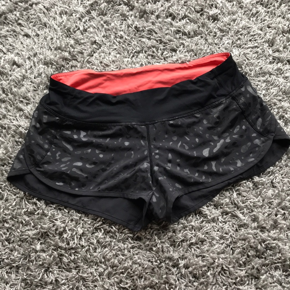Lululemon Speed Shorts Animal Swirl Print