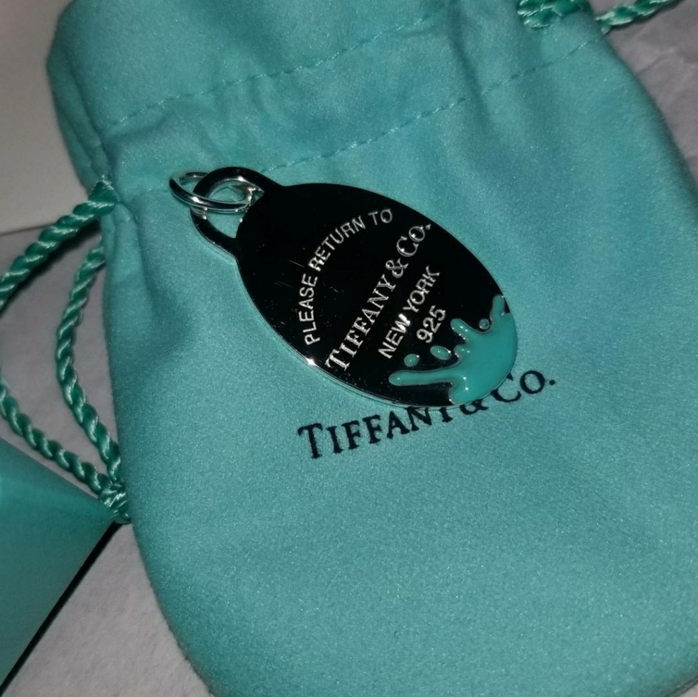 Tiffanys Pendant
