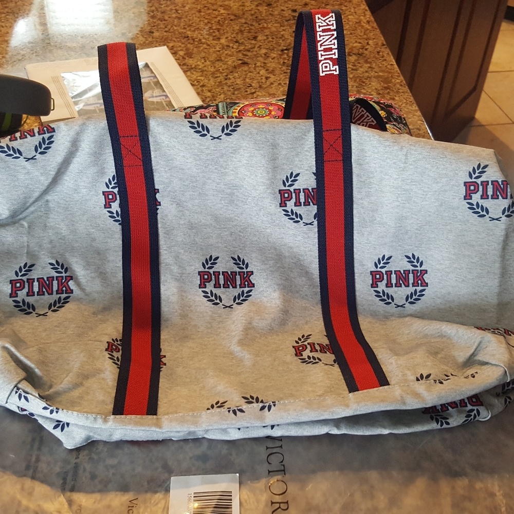SOLD* VS PINK Logo Duffle Bag