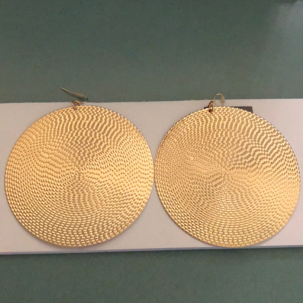 Gold earrings