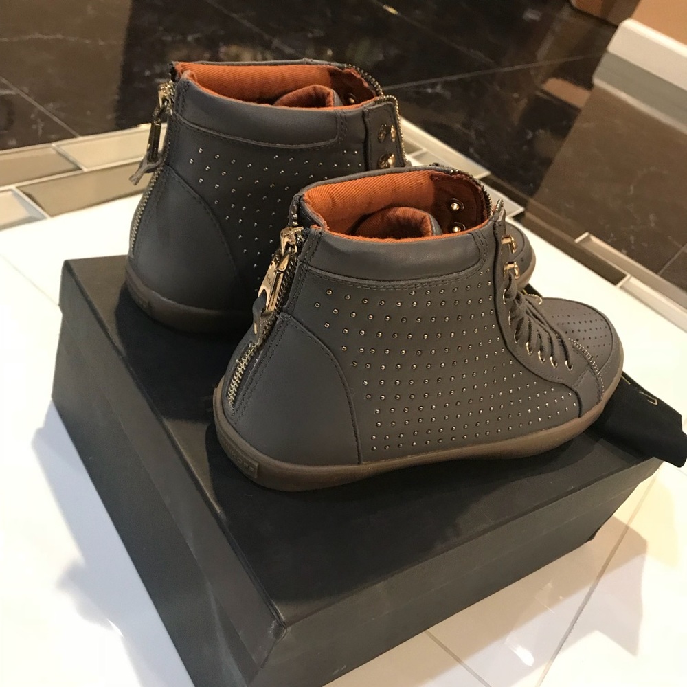 Brand new Rebecca minkoff sneakers - Picture 4 of 5