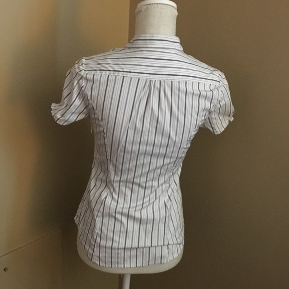 Express Striped Ruffle Front Blouse. - Picture 3 of 4
