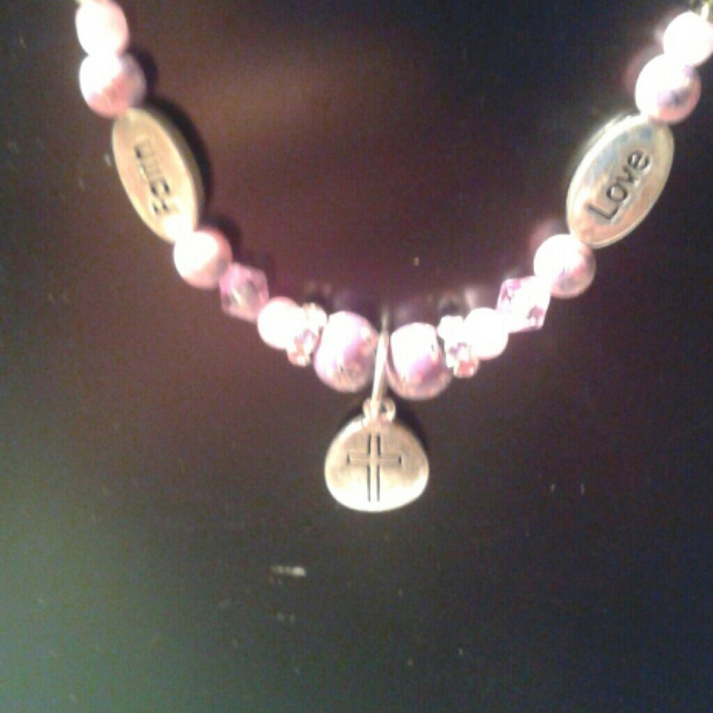 Vintage beads on necklace good,pretty pink purple beads handmade please see pics