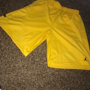 Basketball shorts