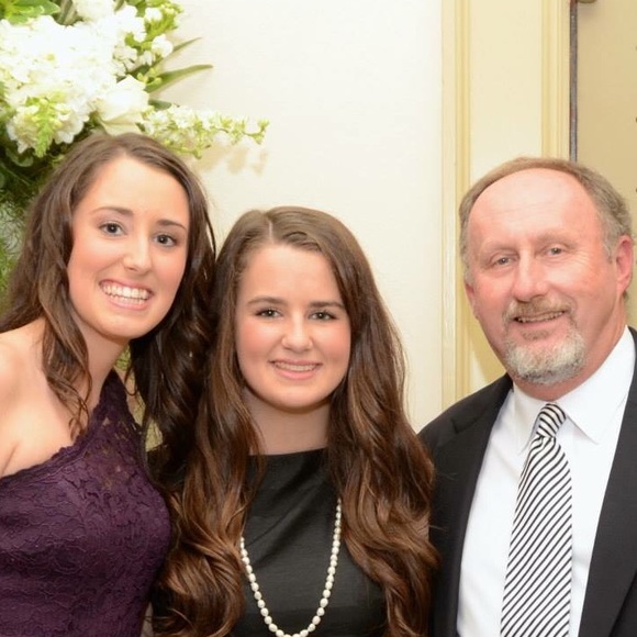 Meet your Posher, Gabby - Picture 1 of 1