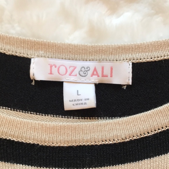 Cold shoulder Roz and Ali shirt ❤️ - Picture 2 of 8