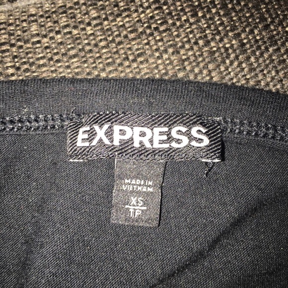 Express Ruched Side Blouse - Picture 4 of 4