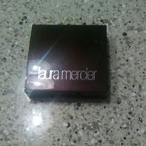 Eyeshadow by Laura Mercier