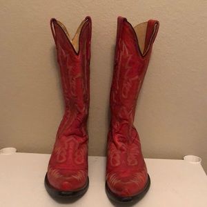 Corral boots