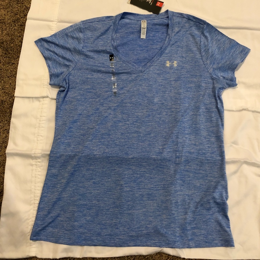 Under Armour - Women’s UA Twisted Tech V-Neck Tee