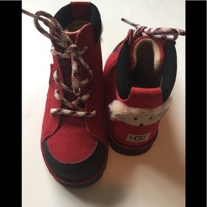 UGG Australia Lil Bear boots red