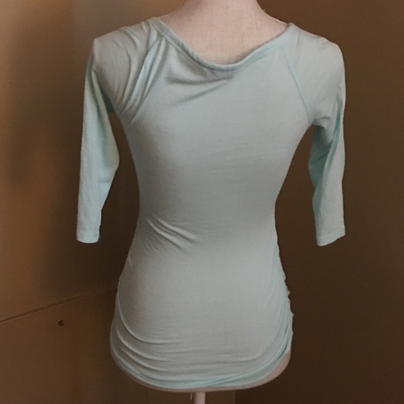 Express Ruched Side Blouse - Picture 3 of 4