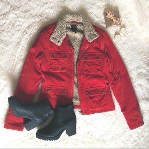 ✨Closet clear out✨ Corduroy faux fur jacket