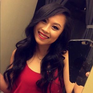 Meet your Posher, Tria