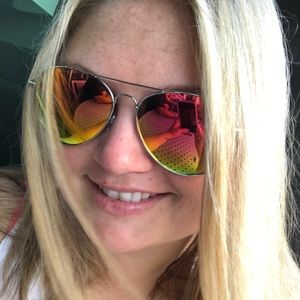 Meet your Posher, Sonya