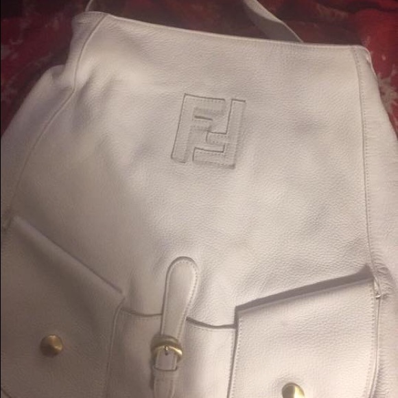 🚫Sending w/MK+Alma🚫Authentic  HUGE Fendi Hobo - Picture 1 of 8