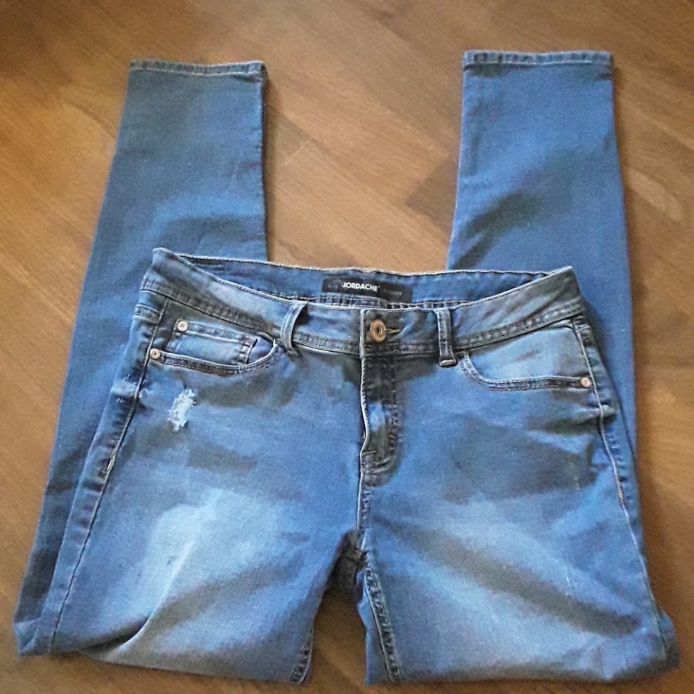 JORDACHE SIZE 8 Sold