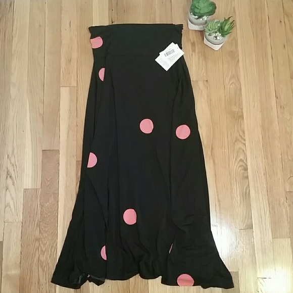 LuLaRoe Dresses & Skirts - NWT Lularoe Black Polka Dot Maxi skirt XXS