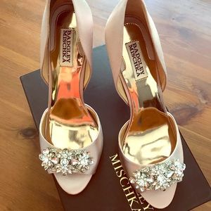 REDUCED! Badgley Mischka Gina 9.5
