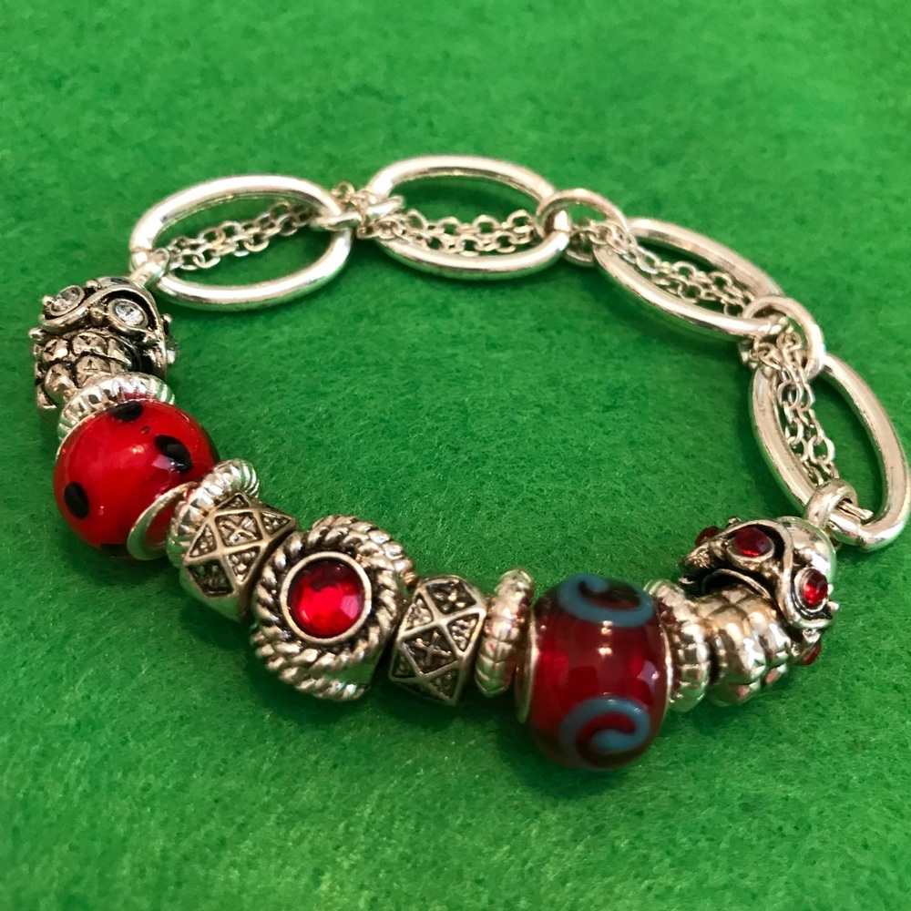 Red & Black, perfect combo