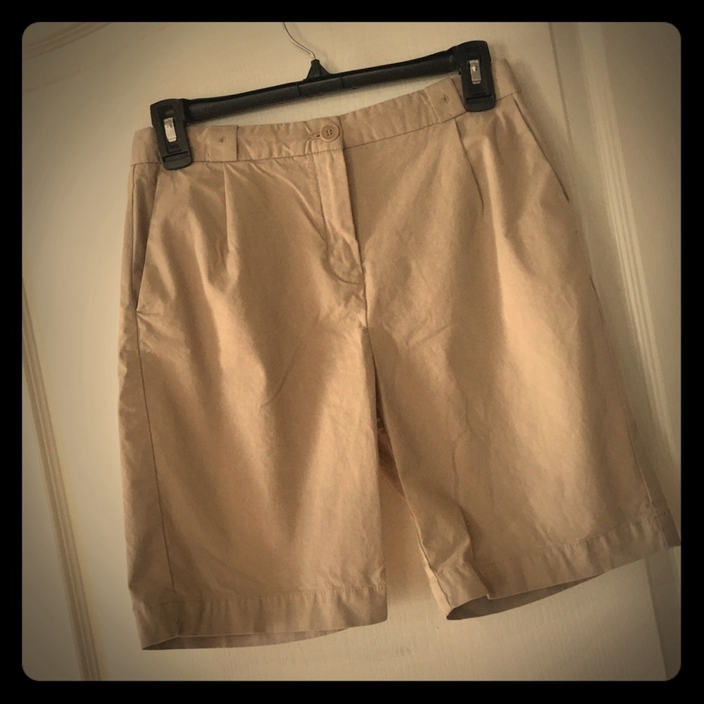 ‼️CLEARANCE‼️Khaki Shorts