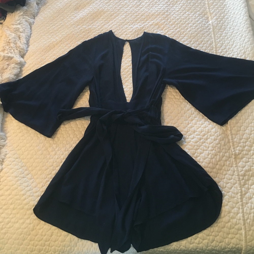 blue life navy romper size M