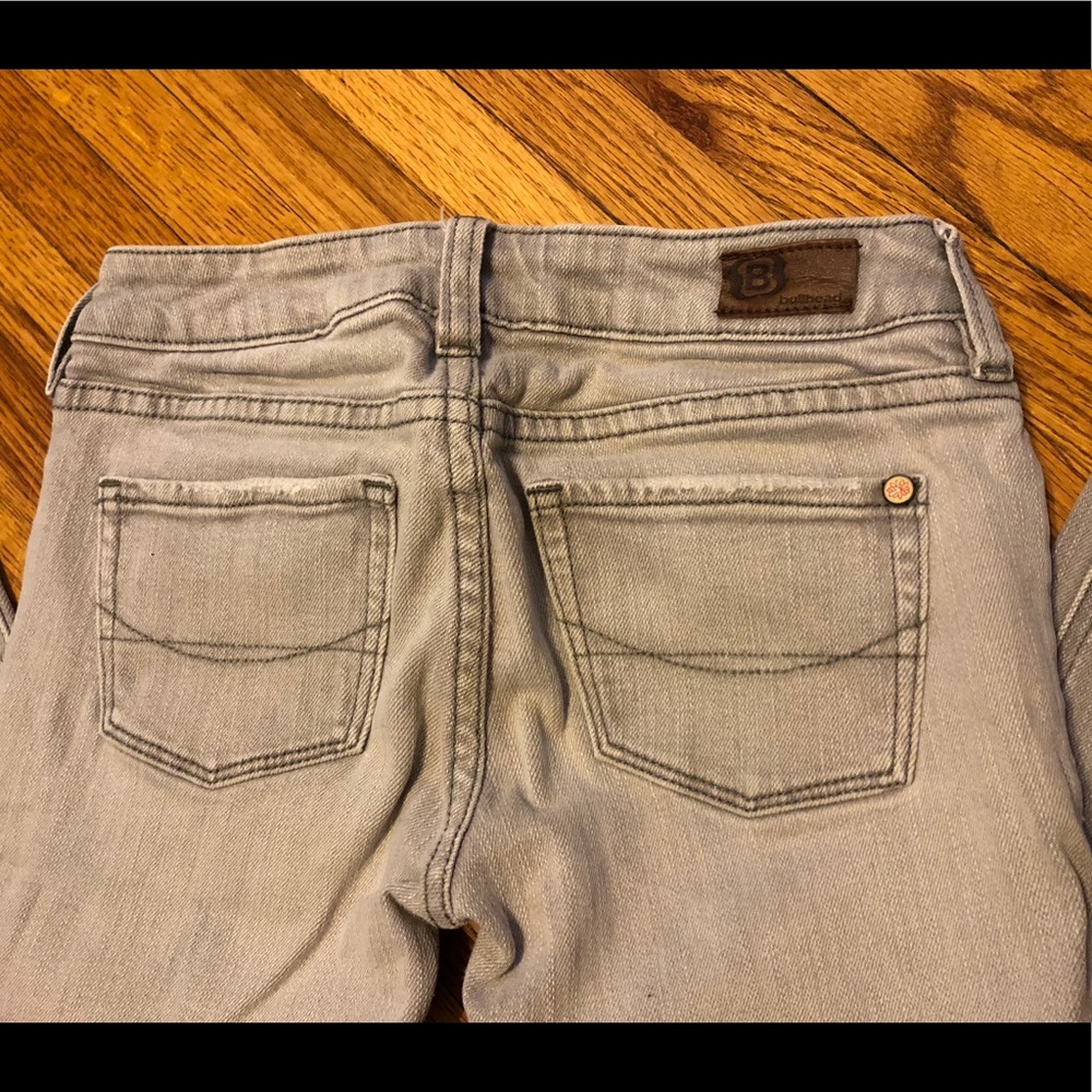 Light gray, skinny leg, Bullhead denim jeans