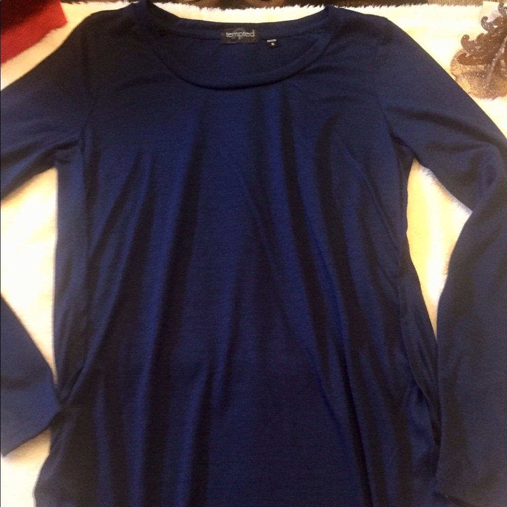 New Hi-Lo long sleeve “Tempted” top-sz small