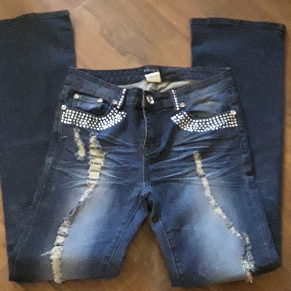 Rhinestone nwot size 8 Sold