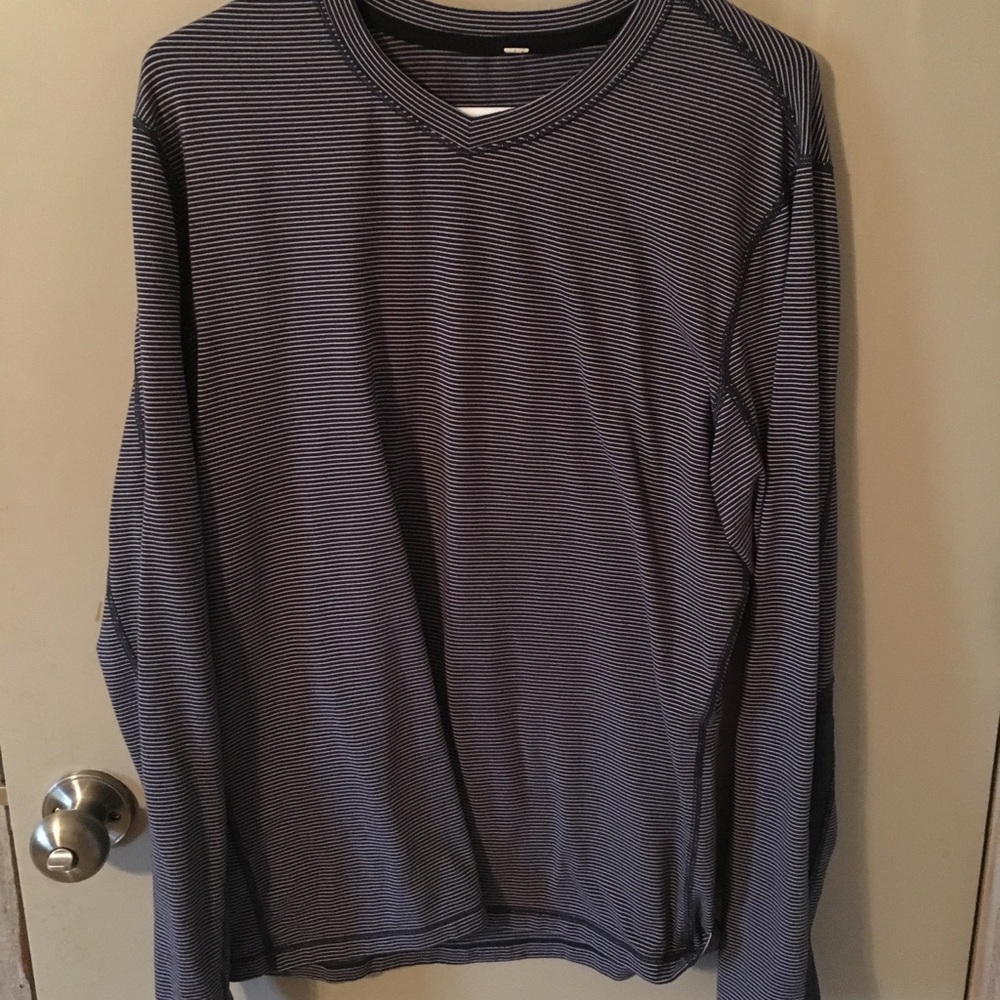 Lululemon Long-sleeved shirt