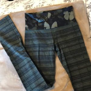 Lululemon yoga pants