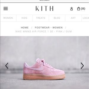Pink Air Force 1’s