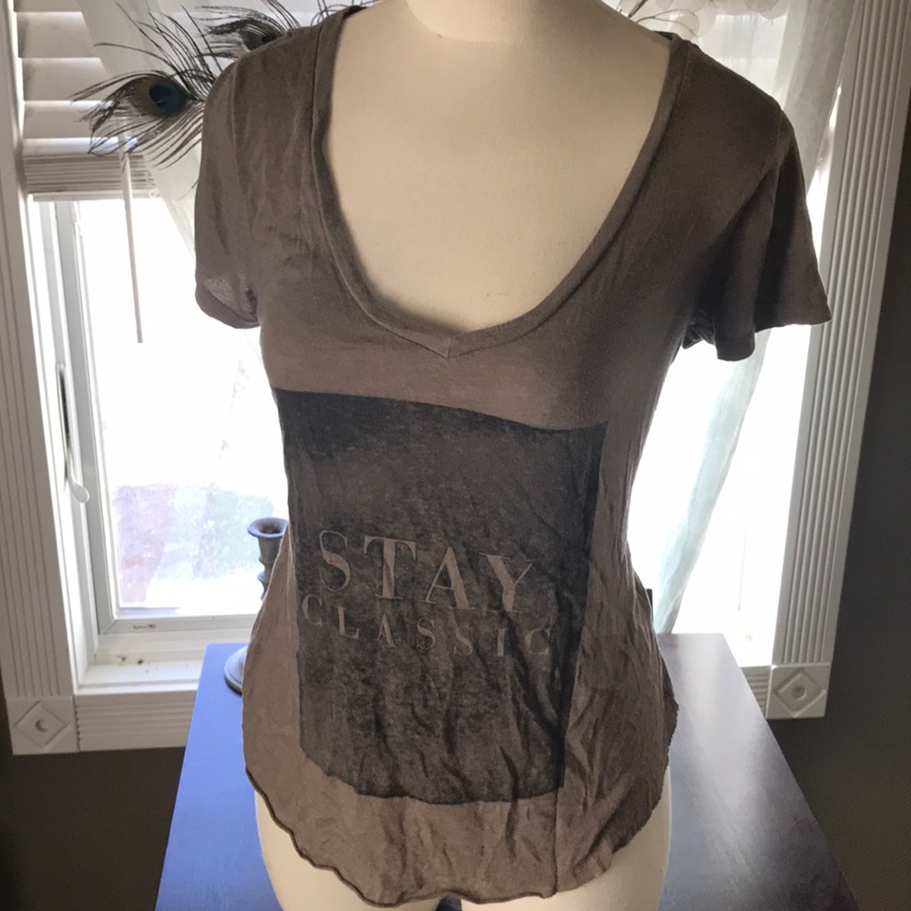 A&F graphic tee