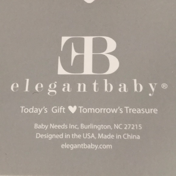 Baby’s Hooded Towel and Washcloth Set NWT - Picture 4 of 5