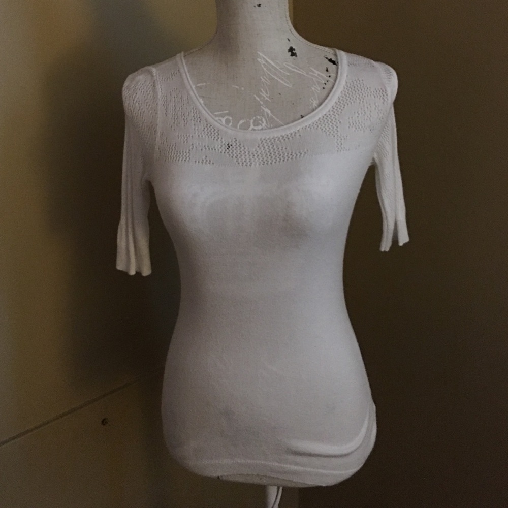 Express Detailed Top/Sleeves & Solid Bottom Blouse