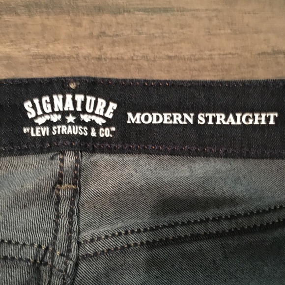 Levi’s signature modern straight size 4 like new! - Picture 4 of 5
