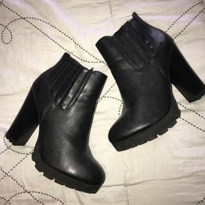 Black NEW booties