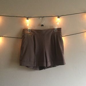 NY&Co. Tan pleated shorts