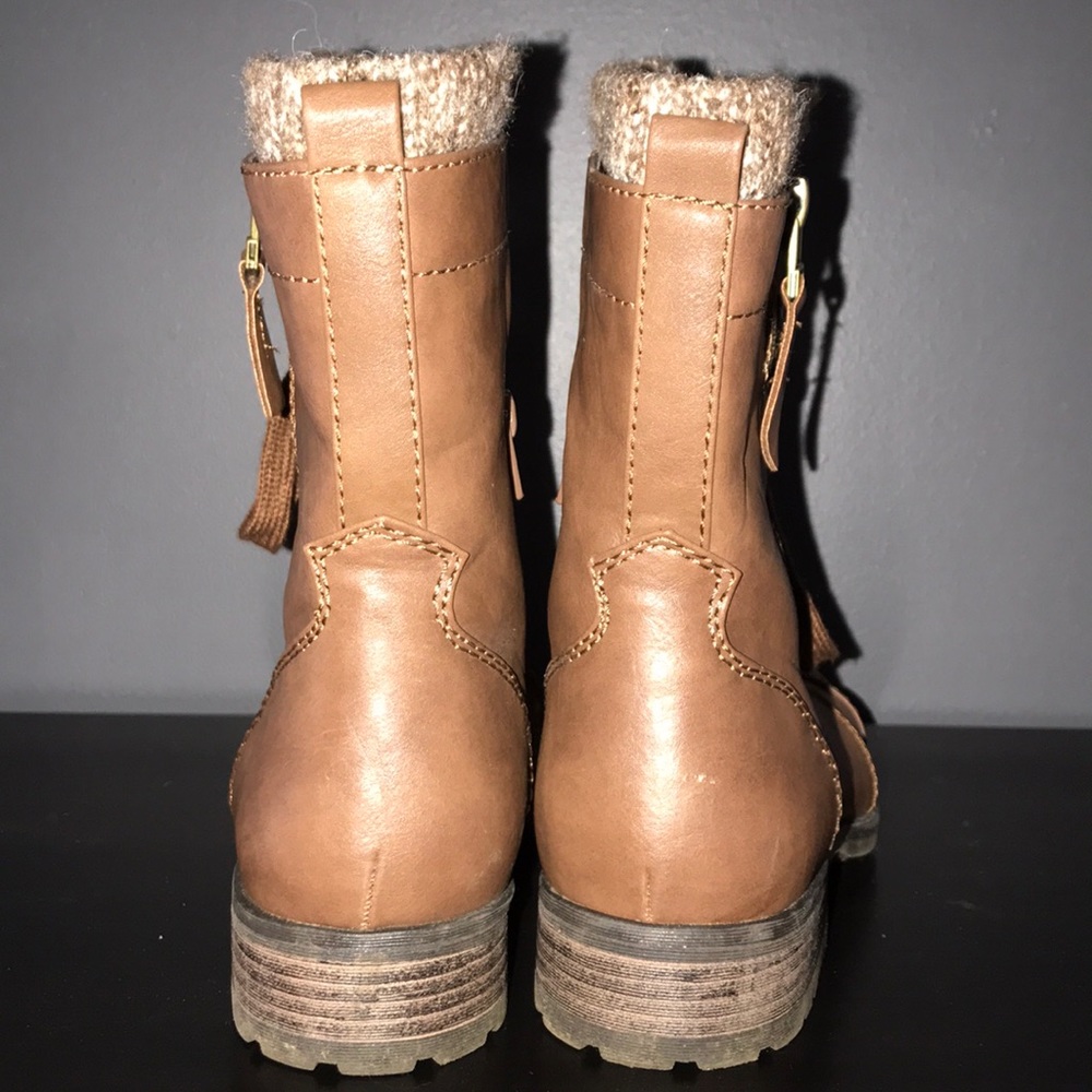 Boots 👢 - Picture 4 of 5