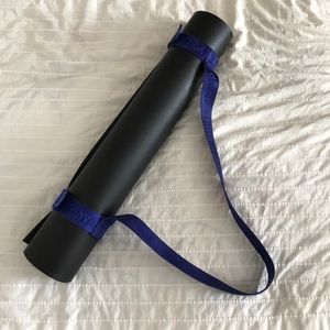 Lululemon yoga mat strap