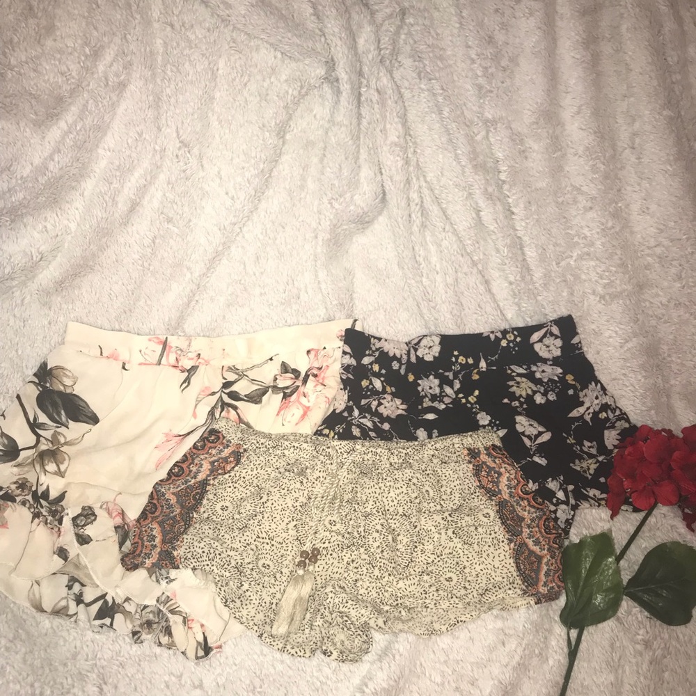 SOLD Bundle of three shorts ❤️