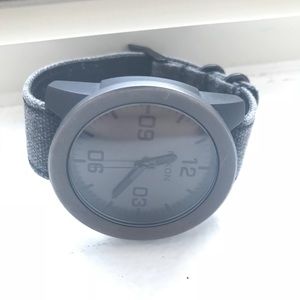 Nixon men watch, barely used. Washed design.