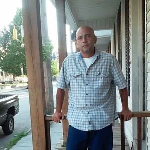 Meet your Posher, Tito y angie