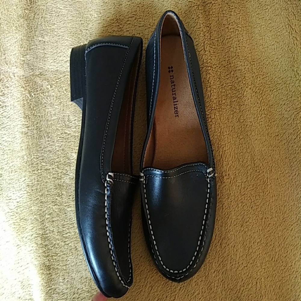 Black leather loafers women's size 7