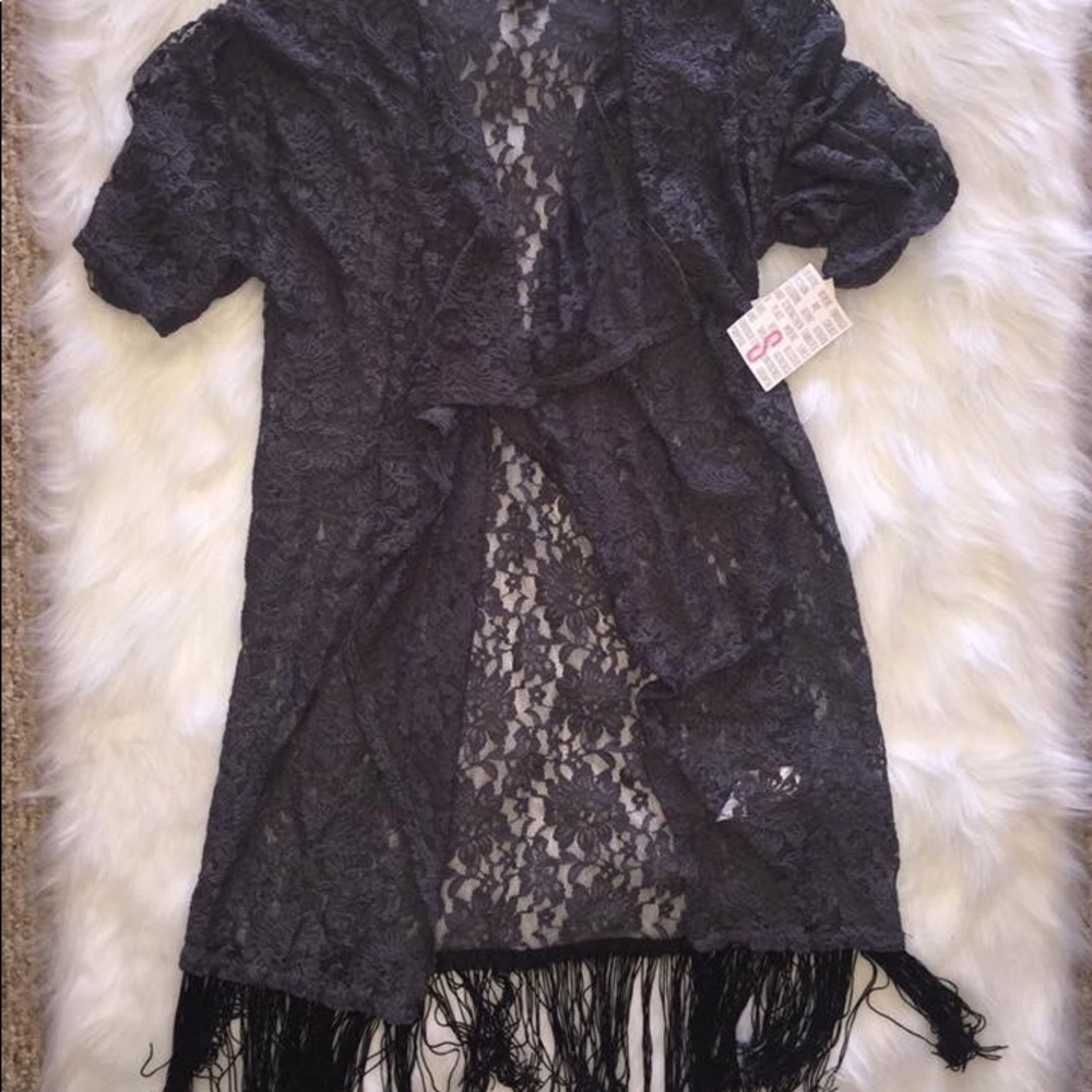 SOLD Lace Monroe