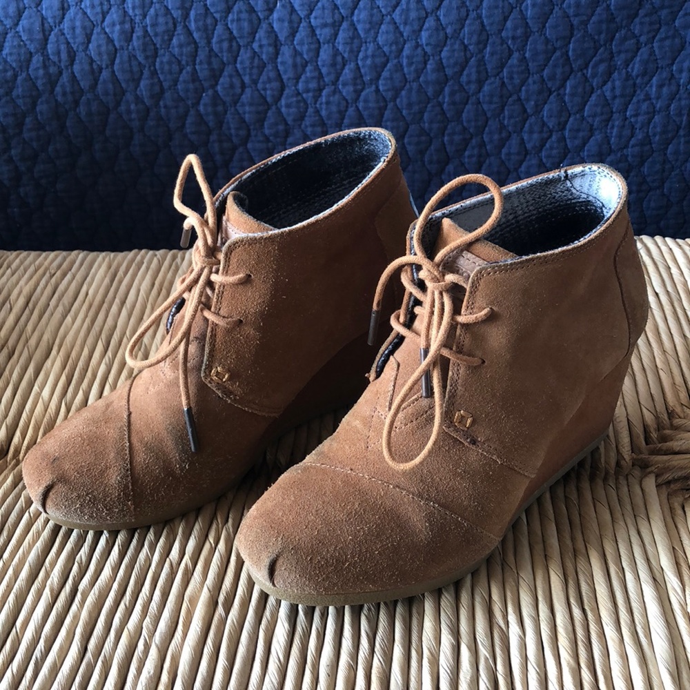 Toms Wedge Booties