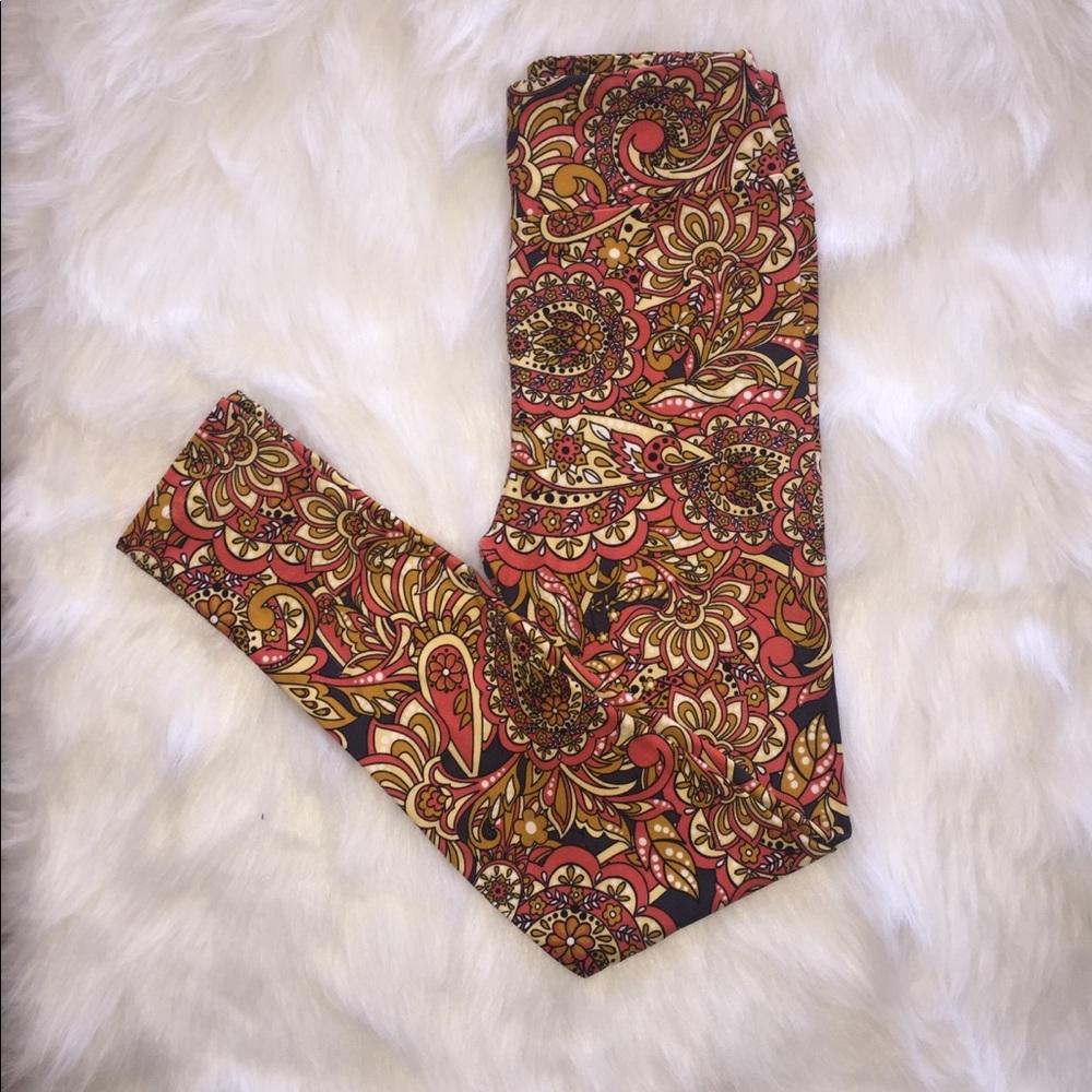 SOLD OS LEGGINGS
