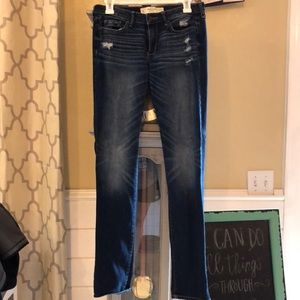 Abercrombie & Fitch skinnies women’s.