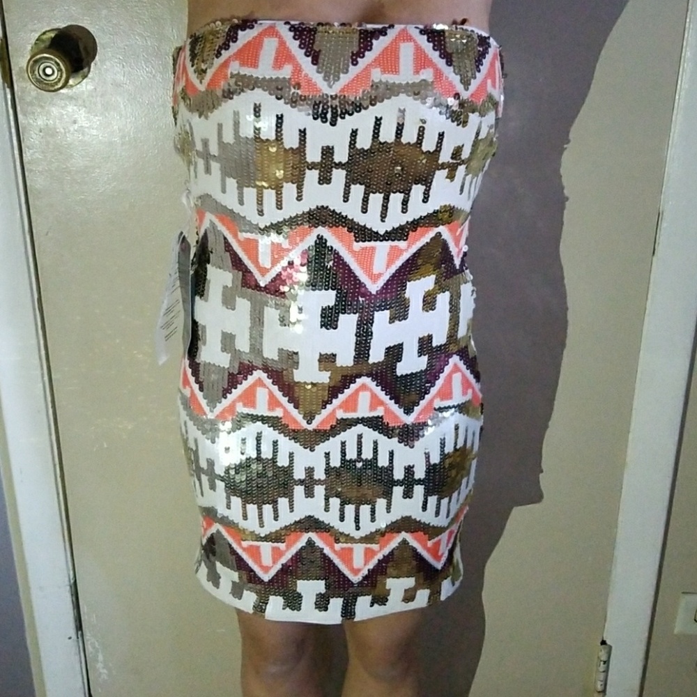 BEBE  Sequence Silver Orange and white size small